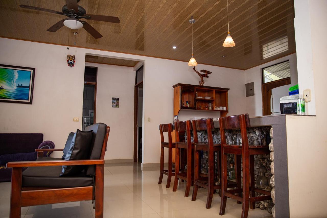Hotel Casa Federico Quepos Zewnętrze zdjęcie