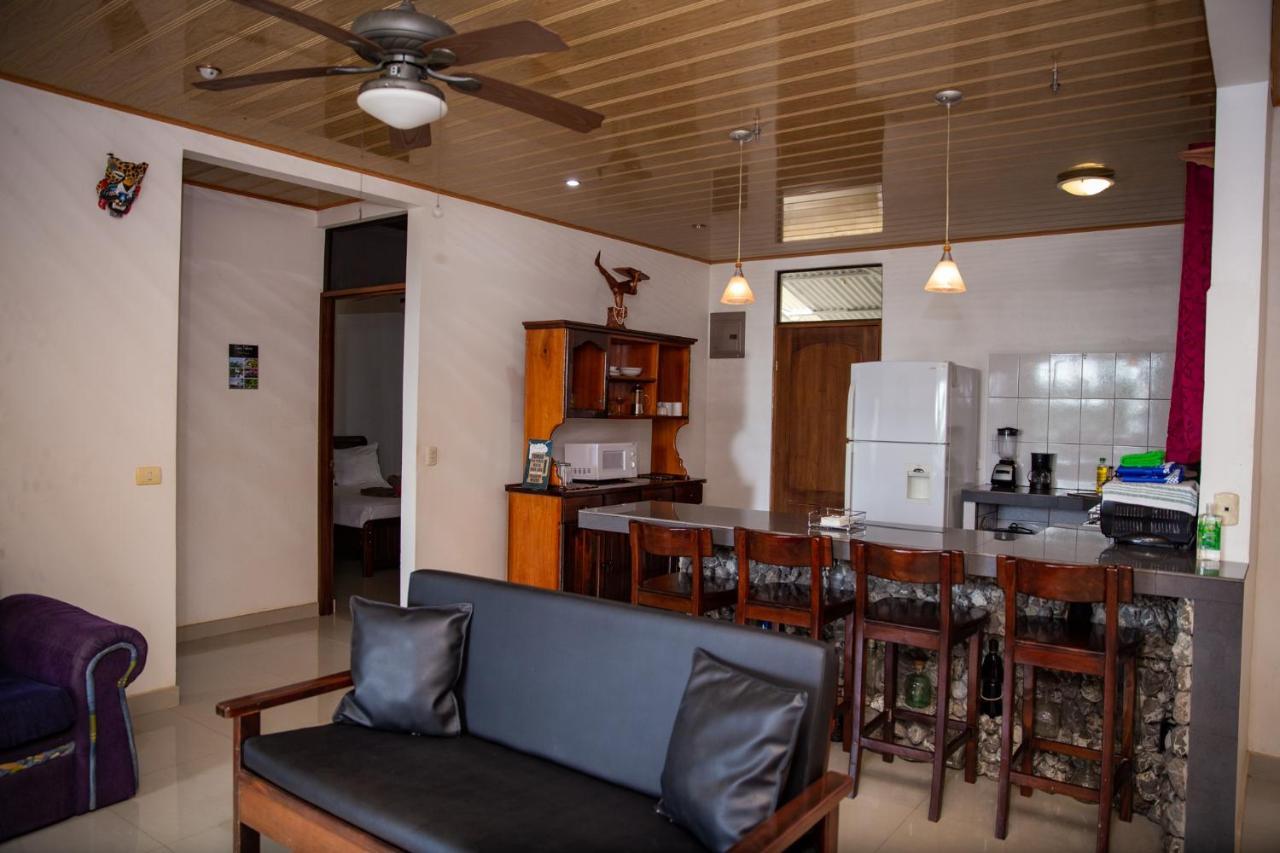 Hotel Casa Federico Quepos Zewnętrze zdjęcie